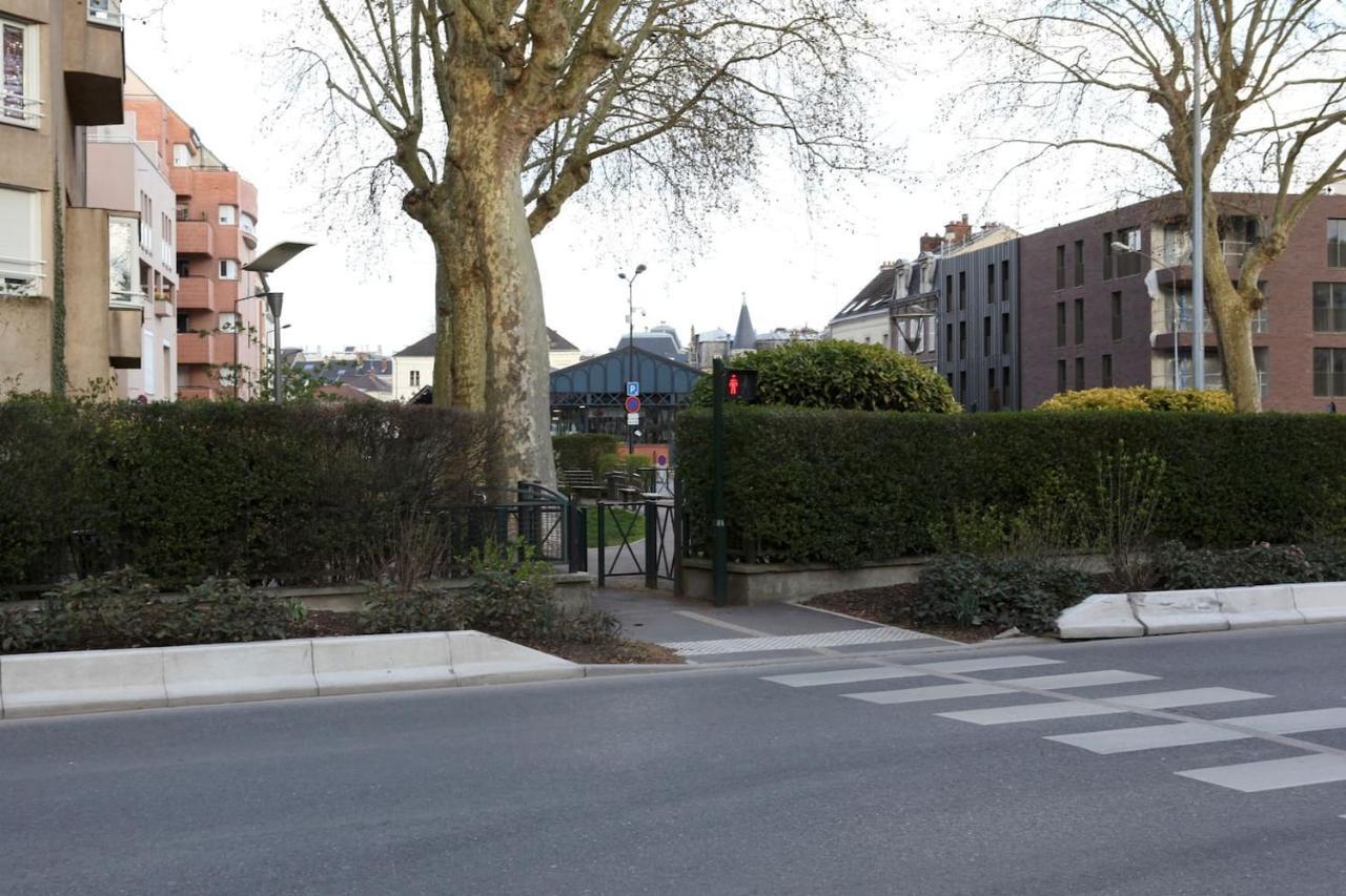 Studio Hyper Centre Ville Epernay - Champagne Exterior photo